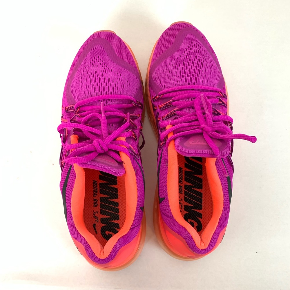 Nike athletic running shoes - Picture 3 of 8